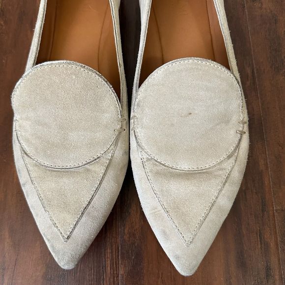 M. GEMI “The Gia” Pointed Toe Suede Flat in Taupe with Gold Accent - Picture 4 of 13